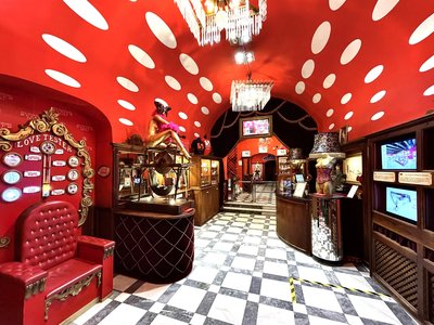 섹스 머신 박물관 (Sex Machines Museum)